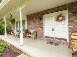 53 Mountain Lake Rd, Belvidere, NJ 07823