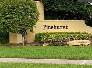 1521 Running Oak Ln, Royal Palm Beach, FL 33411