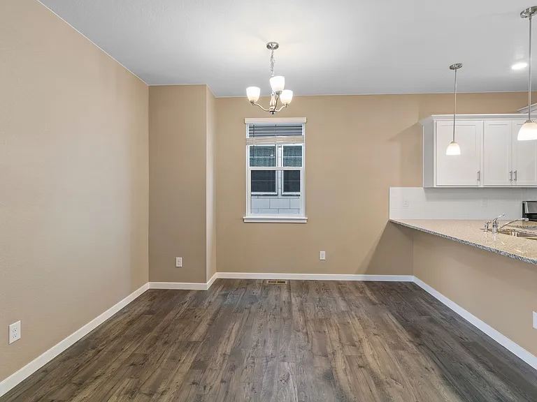 827 N Quatar St — Photo 10