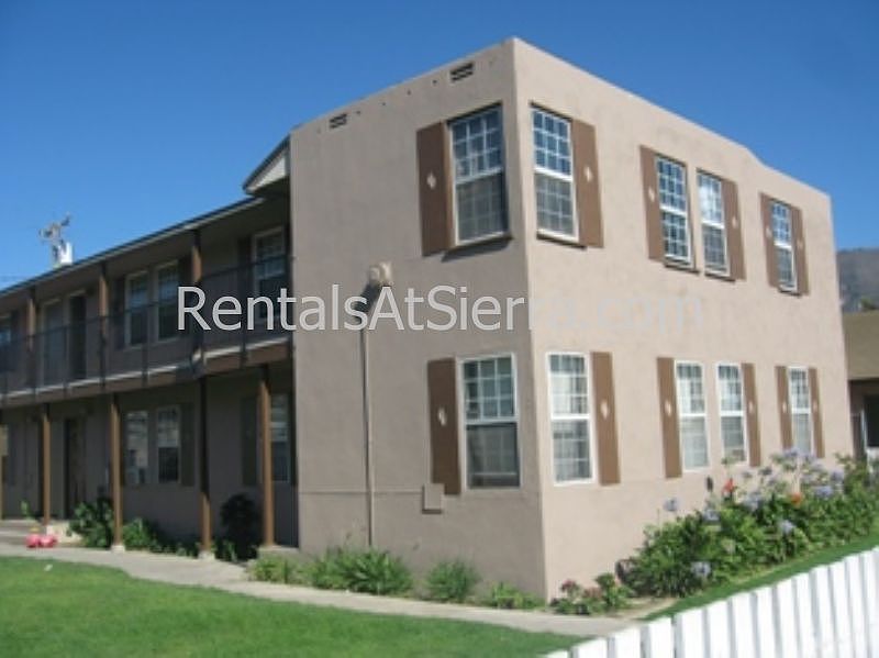 1st image of 215 S 8th St APT 6