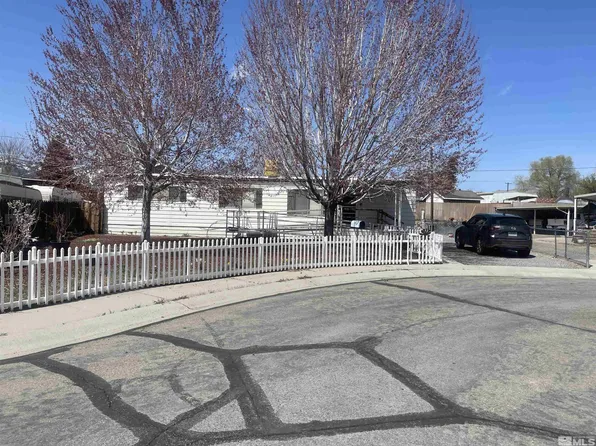 16 Kit Sierra Loop, Carson City, NV 89706