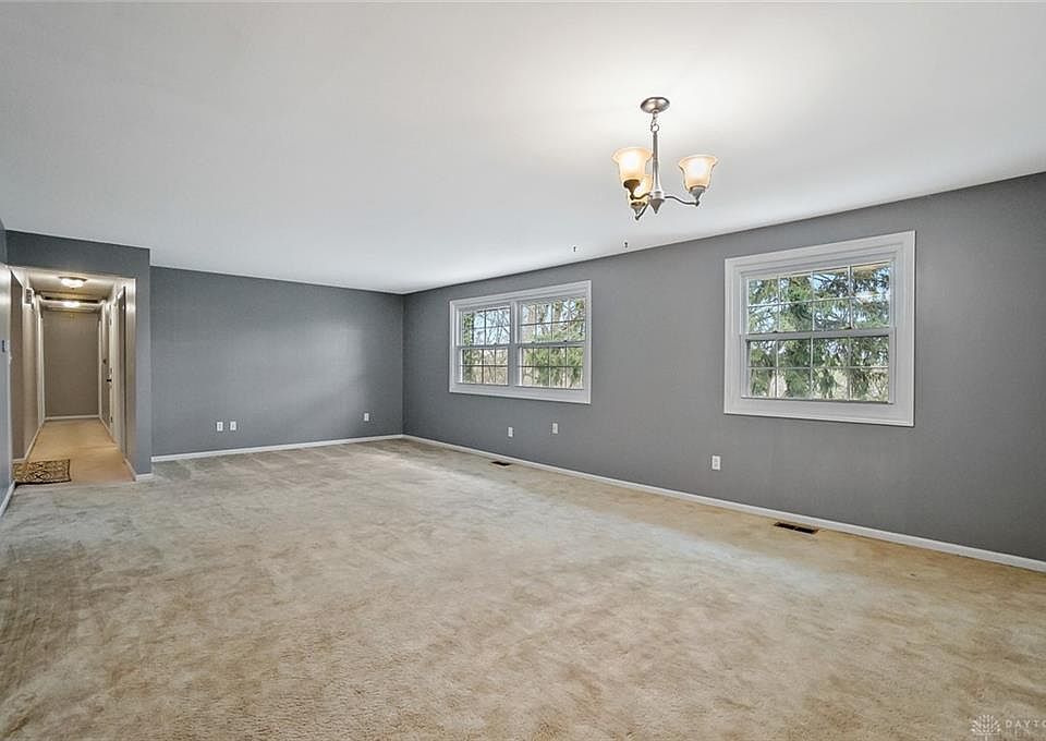 1st image of 2956 Lindale Ave