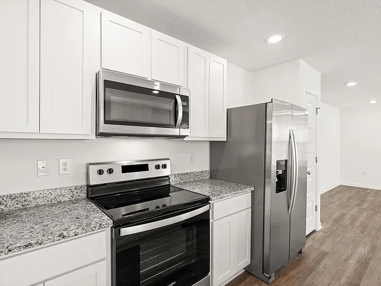 8676 Summer Bay Ln — Photo 5