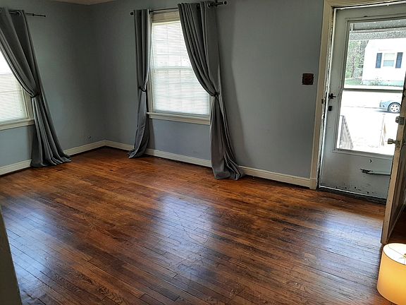 4th image of 5215 Waverly Ave