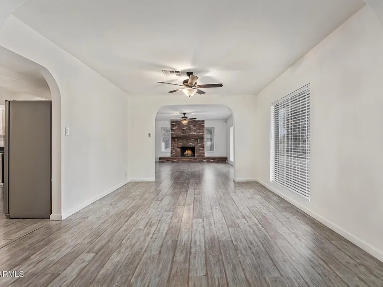 5401 E Exeter Blvd — Photo 11