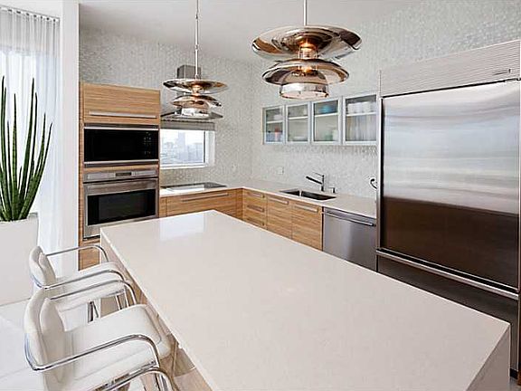 4th image of 2020 Bayshore Dr #2302