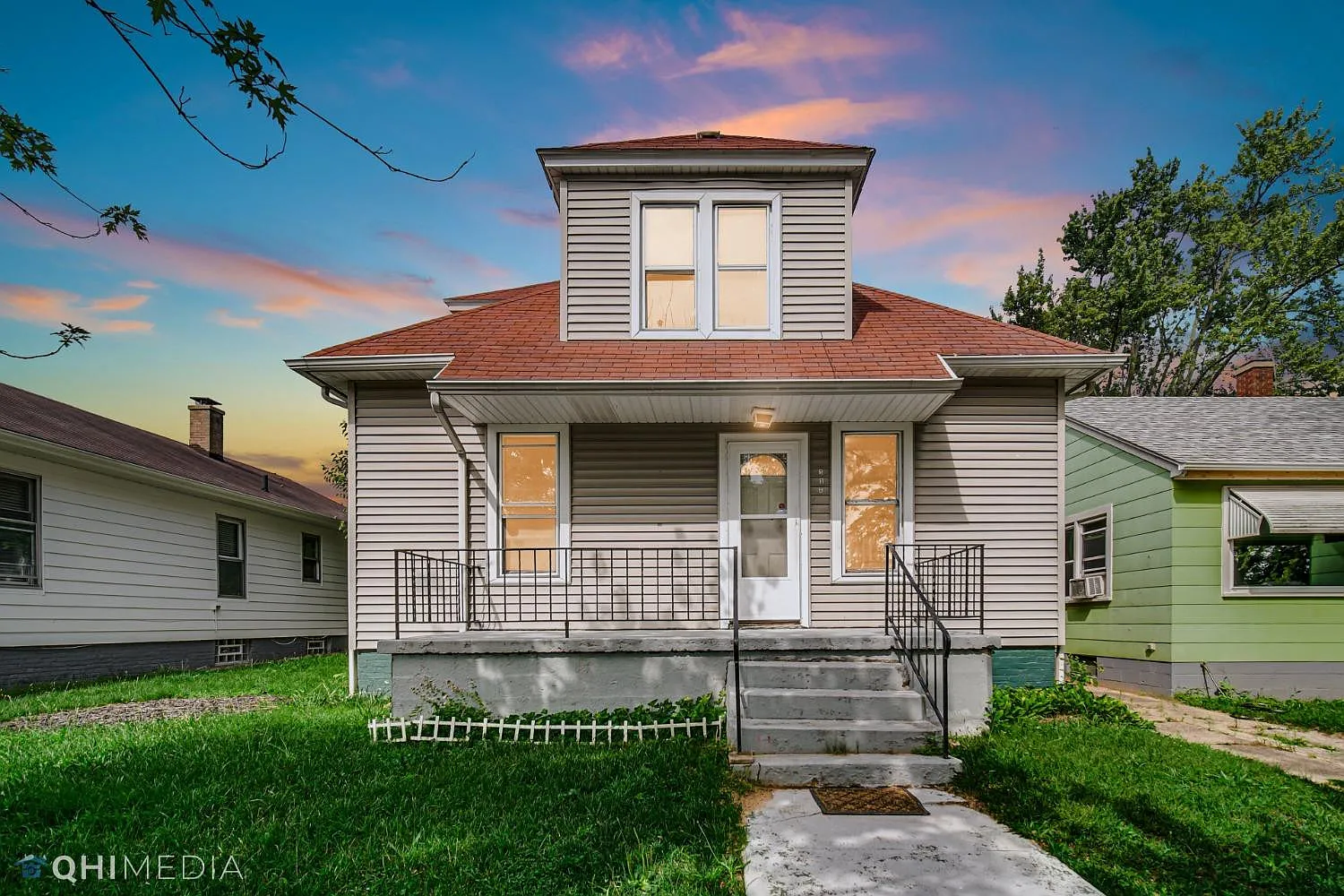 314 Pleasant Ave photo 1
