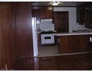 3rd image of 104 Anns Ct