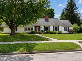 601 Morgan St, Petoskey, MI 49770