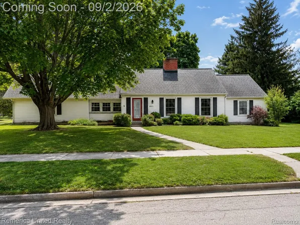 601 Morgan St, Petoskey, MI 49770