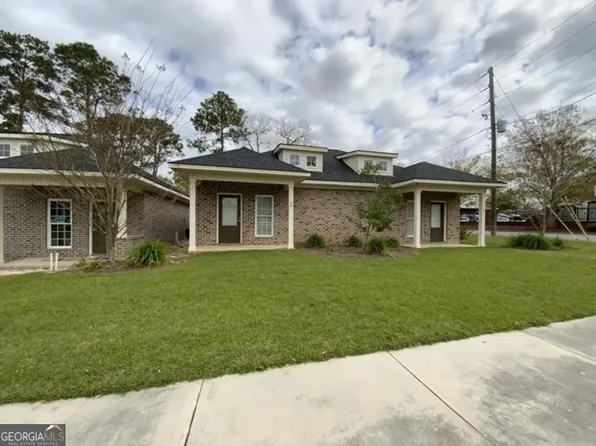 27 W Grady St, Statesboro, GA 30458