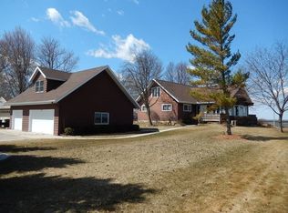 N8468 Minawa Beach Rd, Fond Du Lac, WI 54937