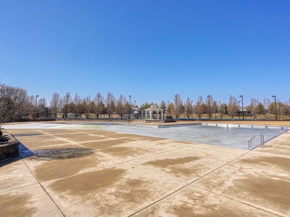 1524 Lovingston Way, Sunbury, OH 43074