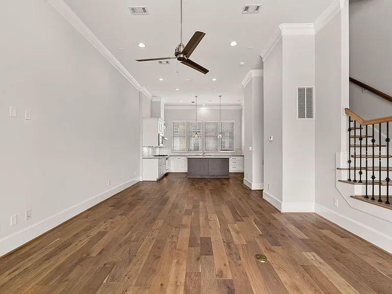 8711 Oak Kolbe Ln — Photo 24