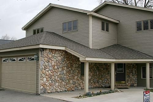 1st image of 55 Panama Dr