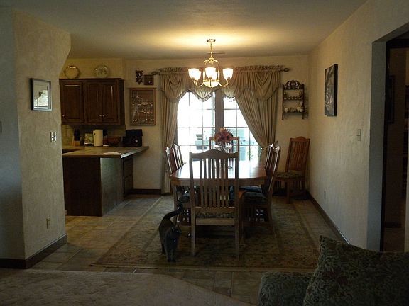 3rd image of 508 William Way
