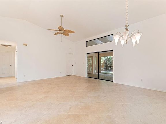 4th image of 441 Countryside DR