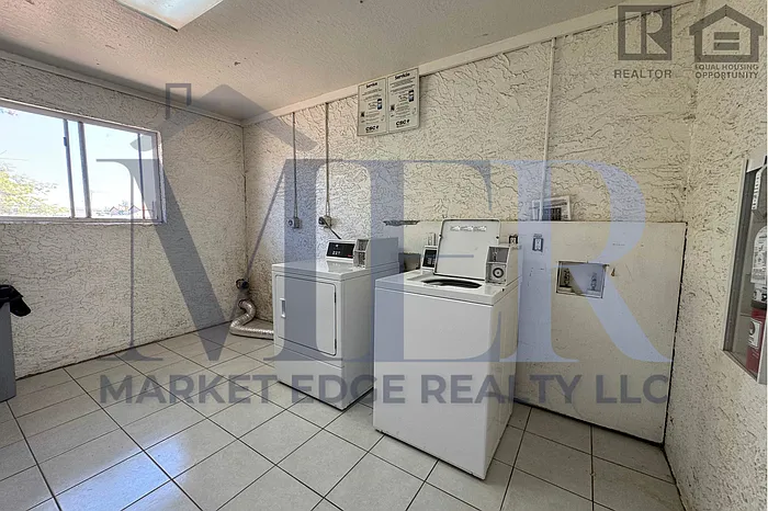15605 N 29th St #5 — Photo 23
