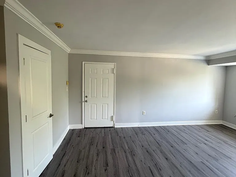 2835 Gainesville St SE #304 — Photo 9