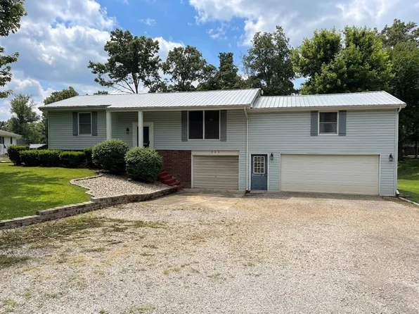 203 Elmwood Dr, Watson, IL 62473