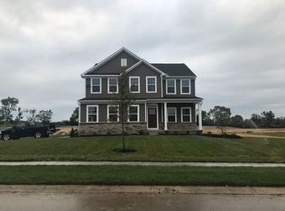 2156 Cresswell Dr, Beavercreek, OH 45434