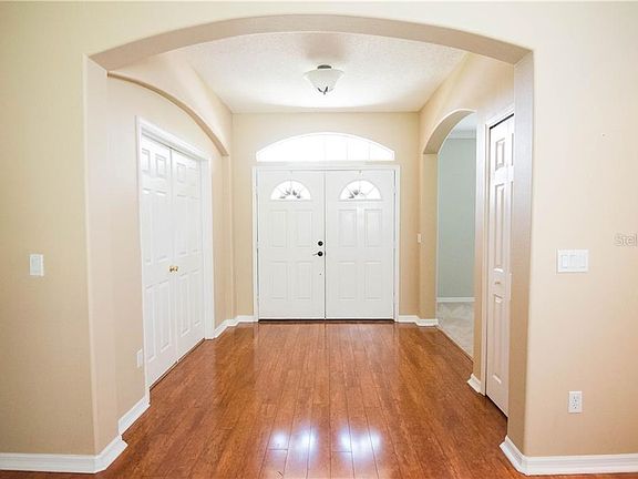 3rd image of 5841 Autumn Chase Cir