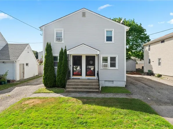 26 Nickerson St, Cranston, RI 02910