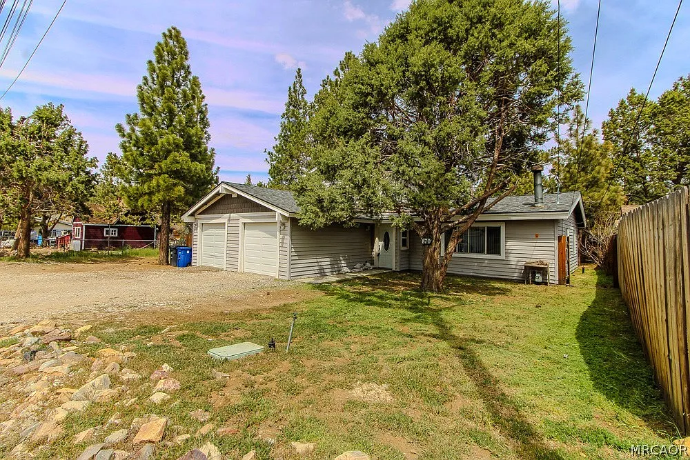 4 bed, 2.0 bath, 1536 sqft, $2,550 — Photo 2