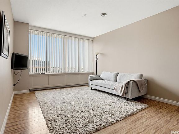 4th image of UNIT 1103-1867 Hamilton STREET