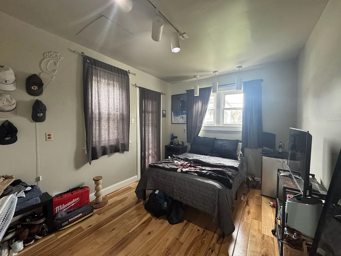 6 bed/2 bath on Probasco St., Mins. from UC for Only $600/pp ($3,600/mo)! — Photo 4