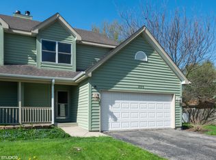 300 W Amie Ave, Hinckley, IL 60520