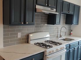 42 Union Pl, North Arlington, NJ