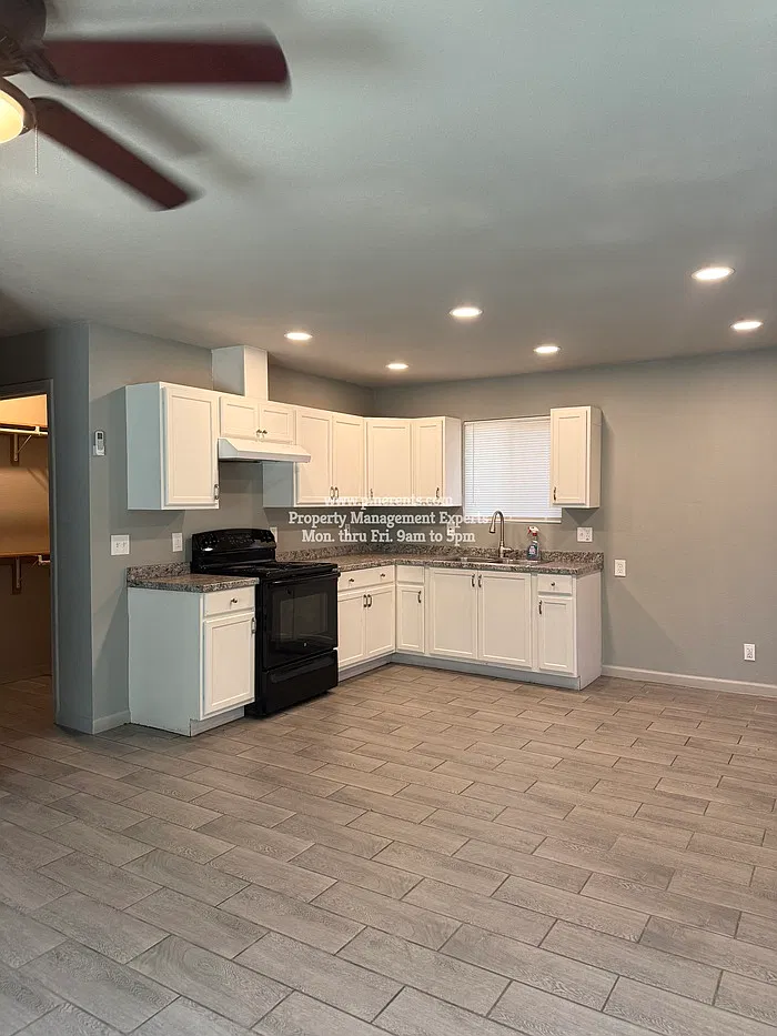 2 bed, 1.0 bath, $1,600 — Photo 2