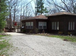 8344 E Twin Oaks Dr, Effingham, IL 62401