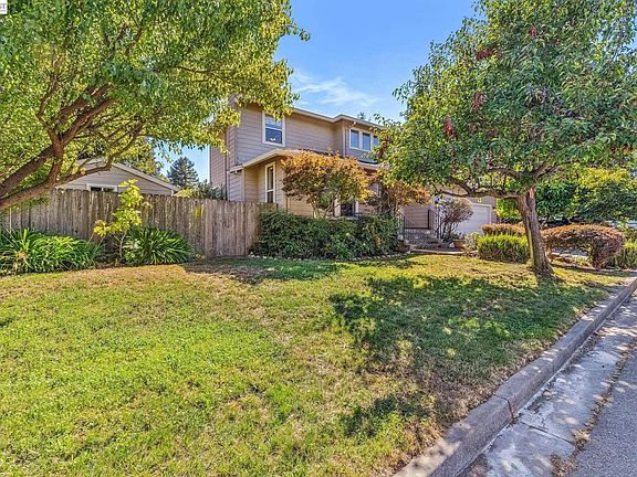 4th image of 3265 Hertlein Pl