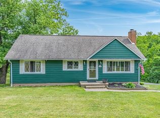 128 Pleasantview Dr, Monaca, PA 15061