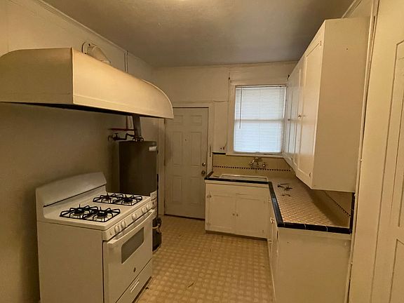 4th image of 547 Wilkinson St #547