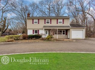 99 Idle Hour Blvd, Oakdale, NY 11769