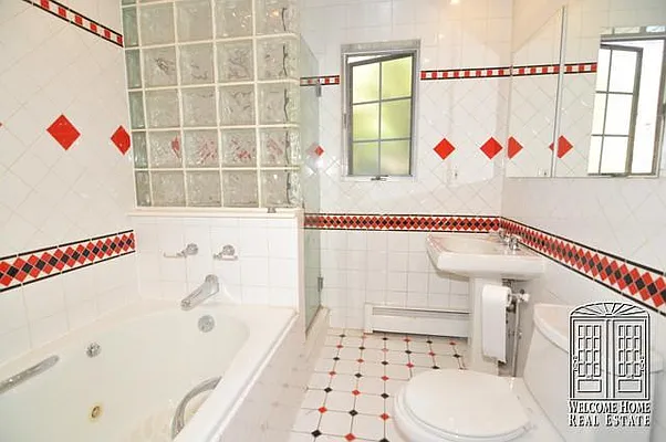 Rented by Welcome Home Real Estate | media 9
