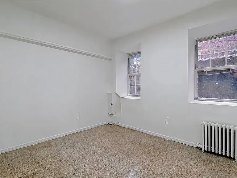 459 Keap St #GARDEN — Photo 1