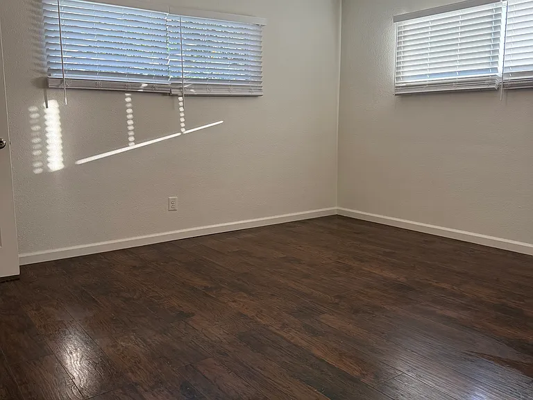 2827 Pinckard Ave — Photo 24