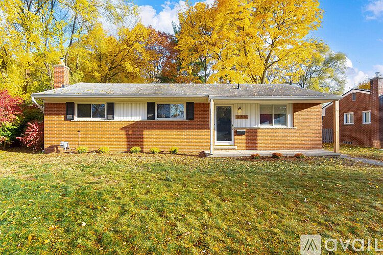 1st image of 41530 Greenbriar Ln