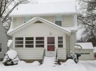 1015 W Spruce Ave, Ravenna, OH