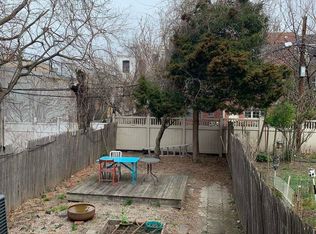 157 19th St #3, Brooklyn, NY 11232