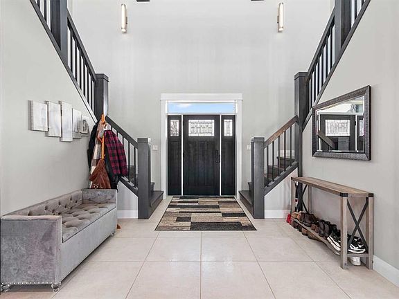 5th image of 109 E Columbus St