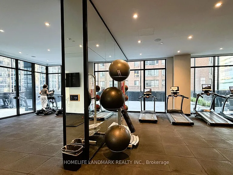 20 Edward St #2803 — Photo 16