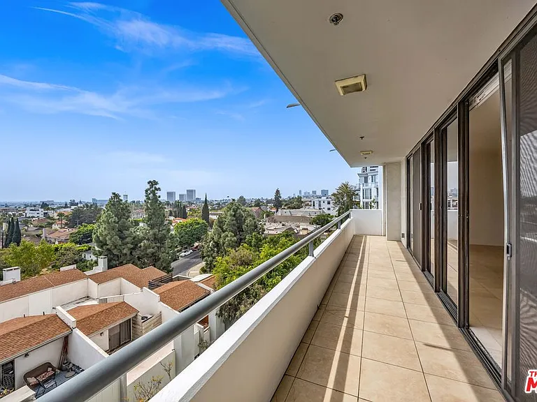 10660 Wilshire Blvd #701 — Photo 7