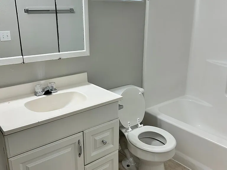 2308 W Elisa Ln #8 — Photo 10