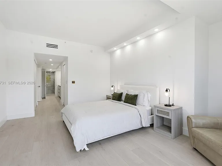 251 Crandon Blvd #202 — Photo 16
