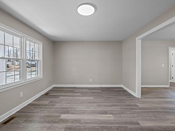 4th image of 42 S 2nd St